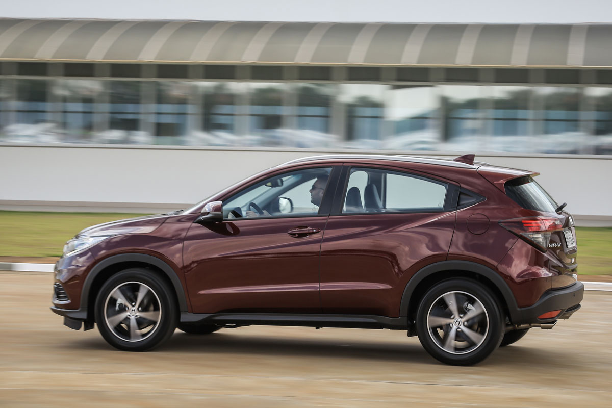 Imagem mostra lateral do Honda HR-V usado
