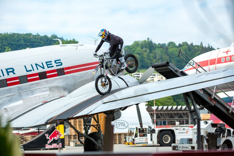 Piloto de Moto Manobras