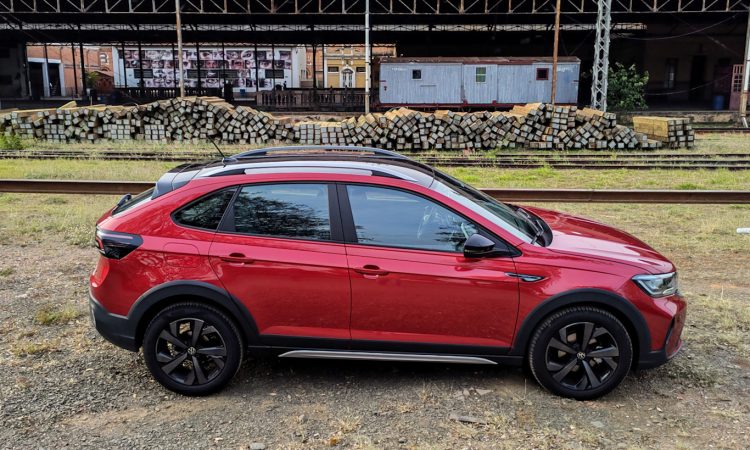 Volkswagen Nivus Highline [Auto+]