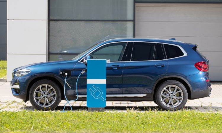 BMW X3 híbrido [divulgação]