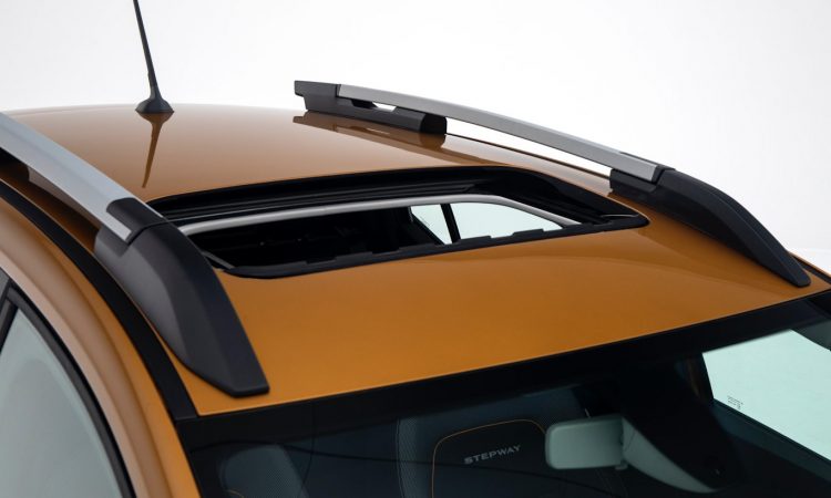 Teto solar no novo Stepway 2021 [divulgação]