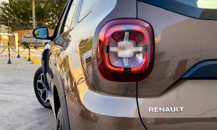 Renault Duster [Auto+]