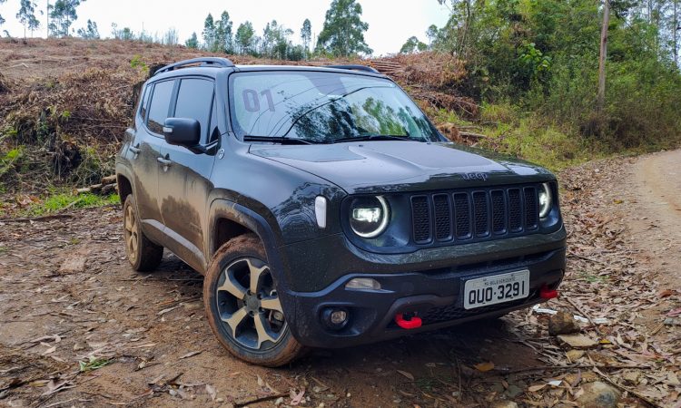 Jeep Renegade Trailhawk [Auto+ / João Brigato]