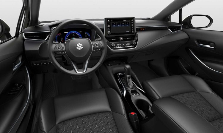 Suzuki Swace [divulgação]