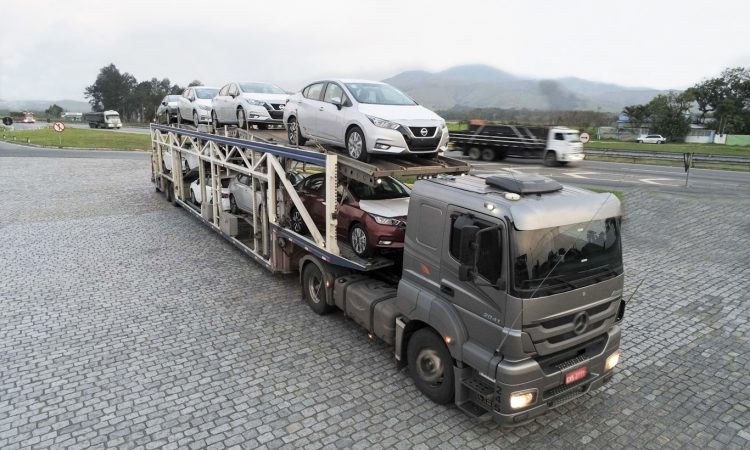 Nissan Versa 2021 [divulgação]