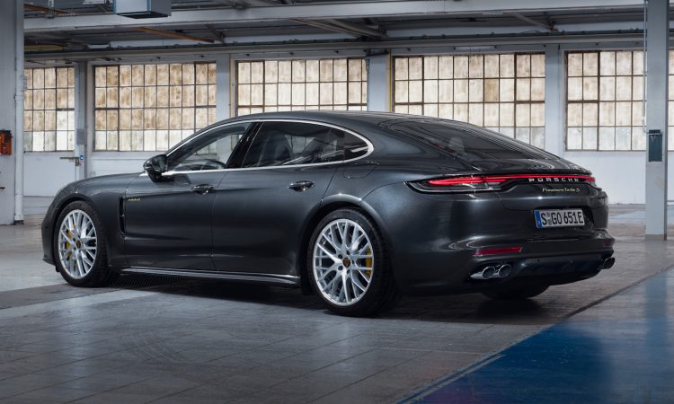 Porsche Panamera 4 Turbo S E-Hybrid [divulgação]