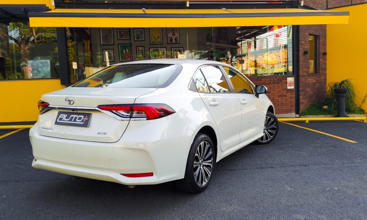 Corolla Altis Premium [Auto+ / João Brigato]