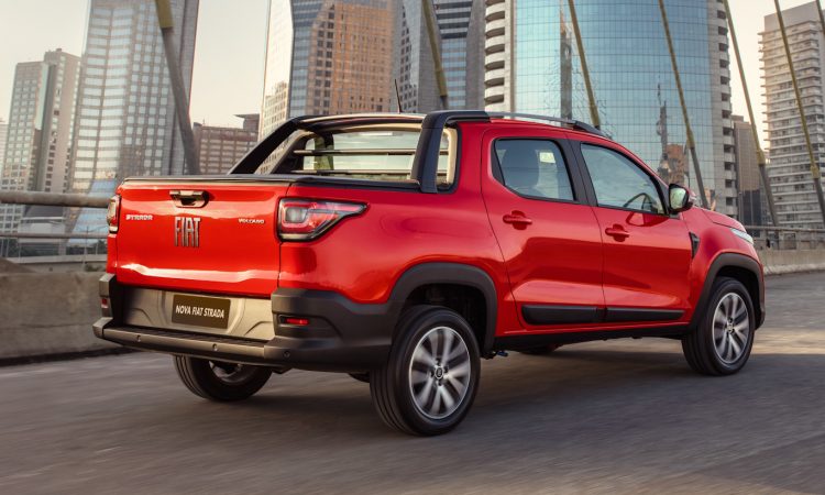 Fiat Strada Volcano [divulgação]