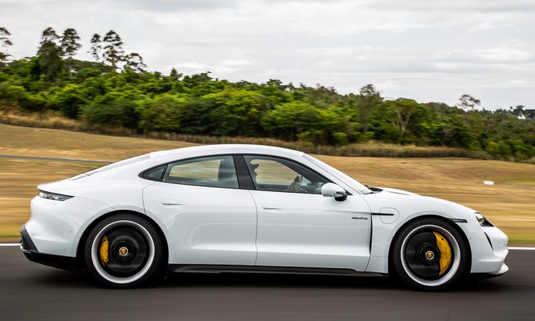 Porsche Taycan Turbo S [divulgação]