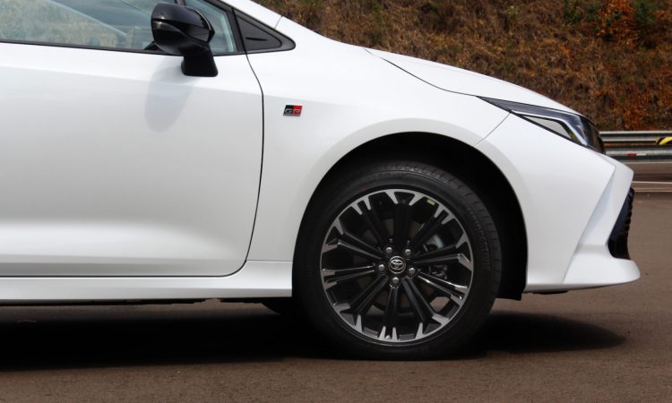 Toyota Corolla GR-S [divulgação]