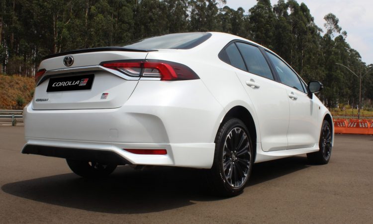 Toyota Corolla GR-S [divulgação]