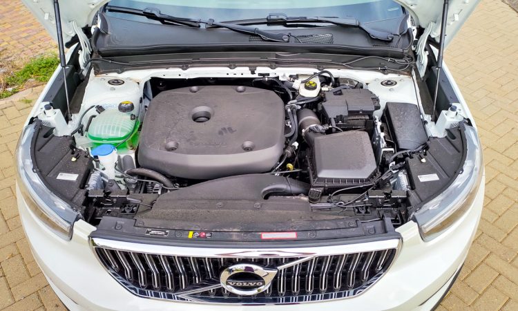 Volvo XC40 Inscription [Auto+ / João Brigato