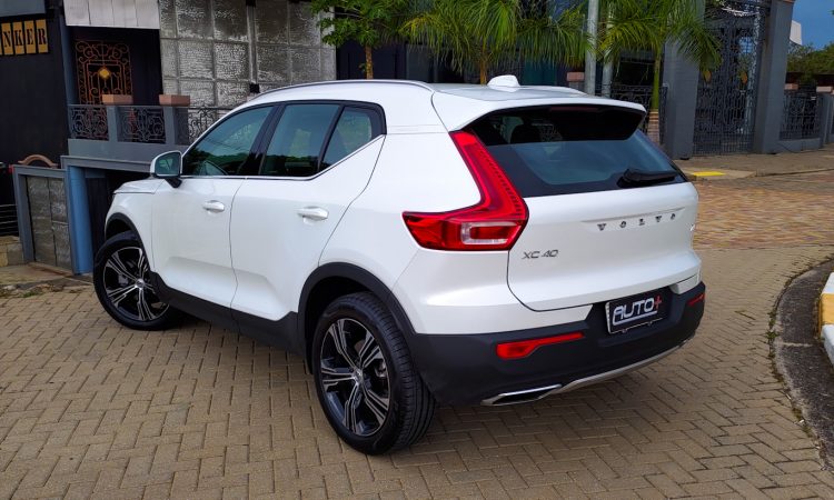 Volvo XC40 Inscription [Auto+ / João Brigato