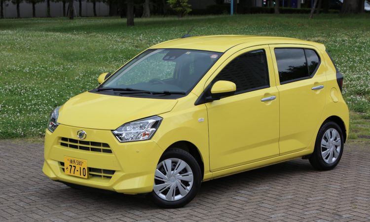 Daihatsu Mira e:S [divulgação]
