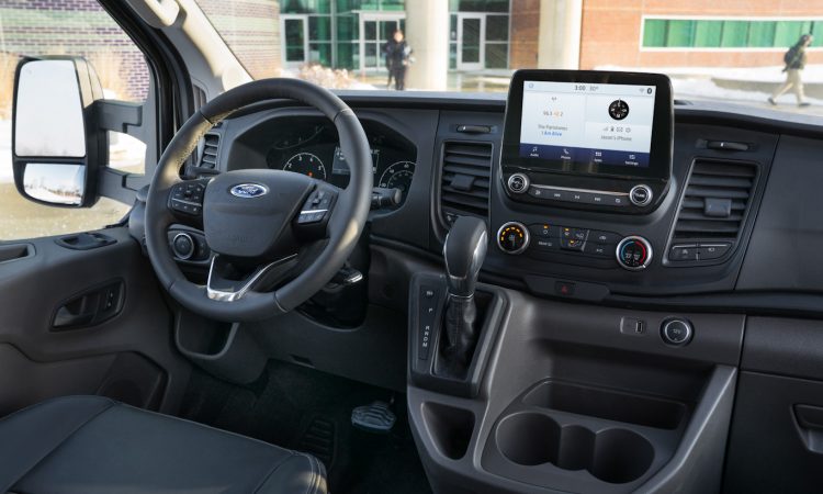 Ford Transit [divulgação]