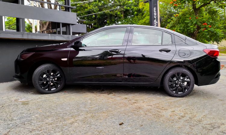 Chevrolet Onix Plus Midnight [Auto+ / João Brigato]