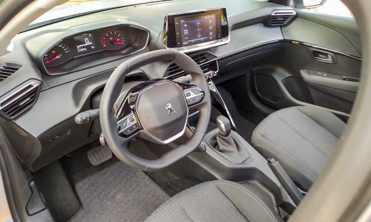 Peugeot 208 Active Pack [Auto+ / João Brigato]