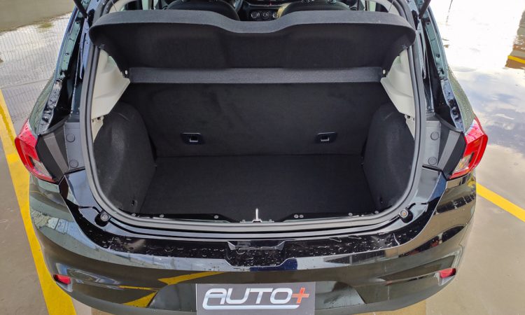Fiat Argo 1.0 [Auto+ / João Brigato]