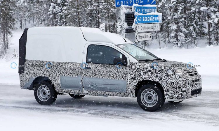 Flagra Fiat Fiorino 2022 [Motor1]