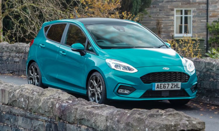 Ford Fiesta ST Line [divulgação]
