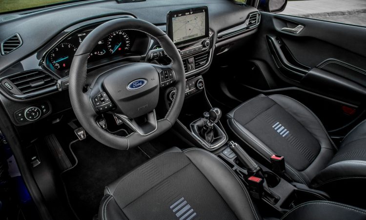 Ford Fiesta ST Line [divulgação]