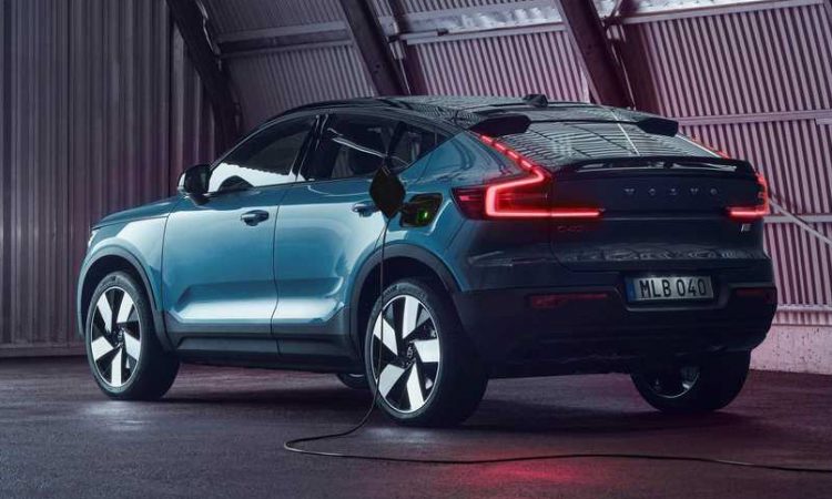 Volvo C40 Recharge [divulgação] XC40