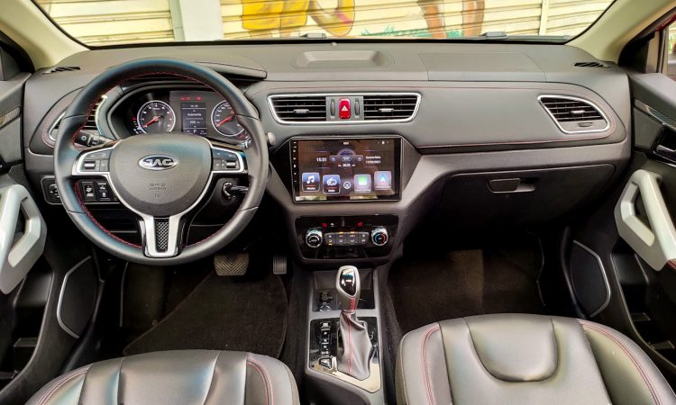 JAC T40 [Auto+ / João Brigato]