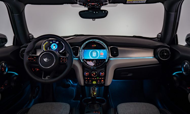 Mini Cooper elétrico SE [divulgação]