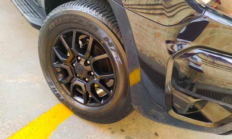 Ford Ranger Black [Auto+ / João Brigato]