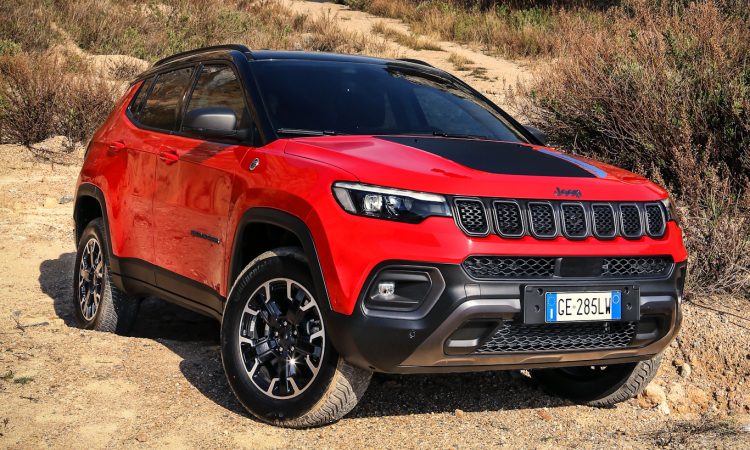 Jeep Compass 4xe [divulgação]