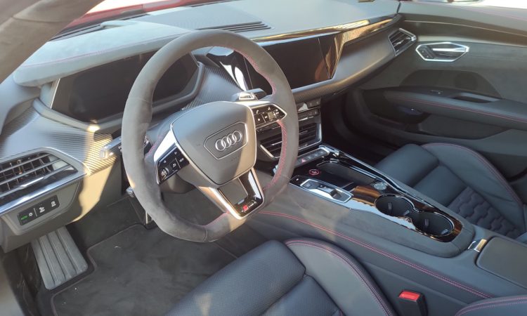 Audi RS e-tron GT [Auto+ / João Brigato]