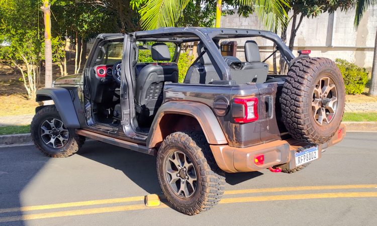  [Auto+ / João Brigato]