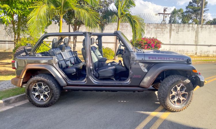  [Auto+ / João Brigato]