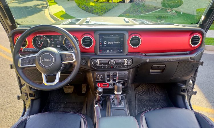  [Auto+ / João Brigato]