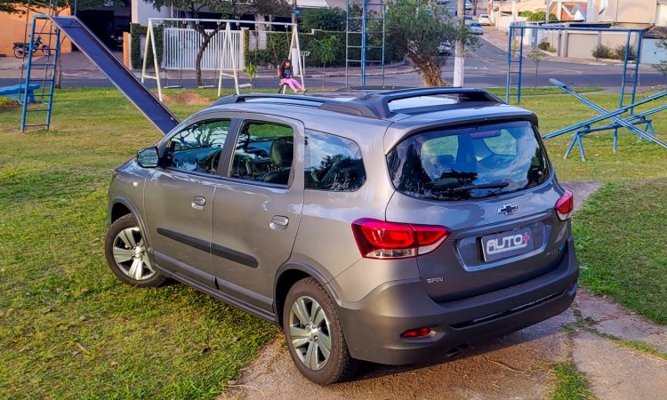 Chevrolet Spin Activ 7 [Auto+ / João Brigato]