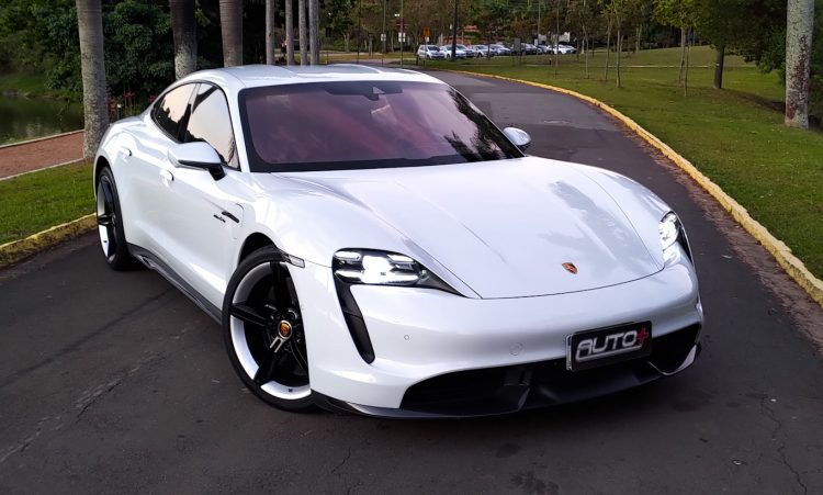Porsche Taycan Turbo S [Auto+ / João Brigato]