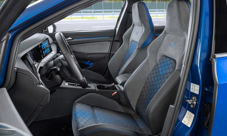 Volkswagen Golf Variant R [divulgação]