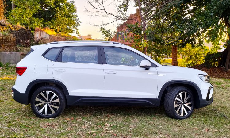 Volkswagen Taos Highline [Auto+ / João Brigato]