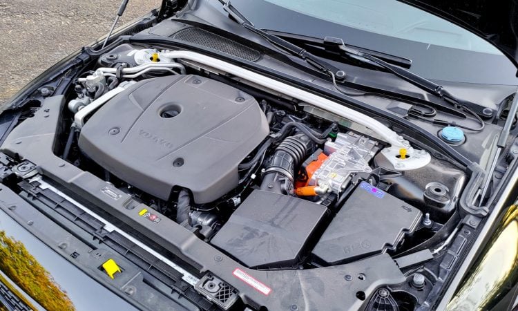 Volvo S60 Polestar [Auto+ / João Brigato]
