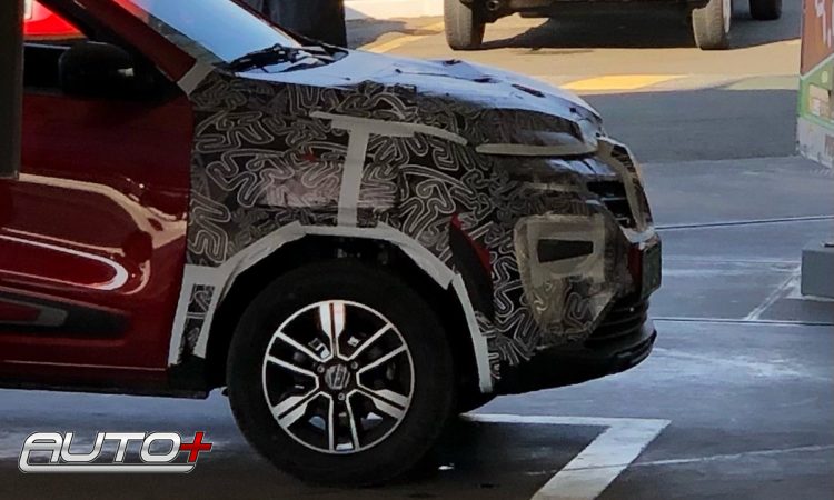 Flagra Renault Kwid 2023 [Auto+ / Ricardo Protásio]