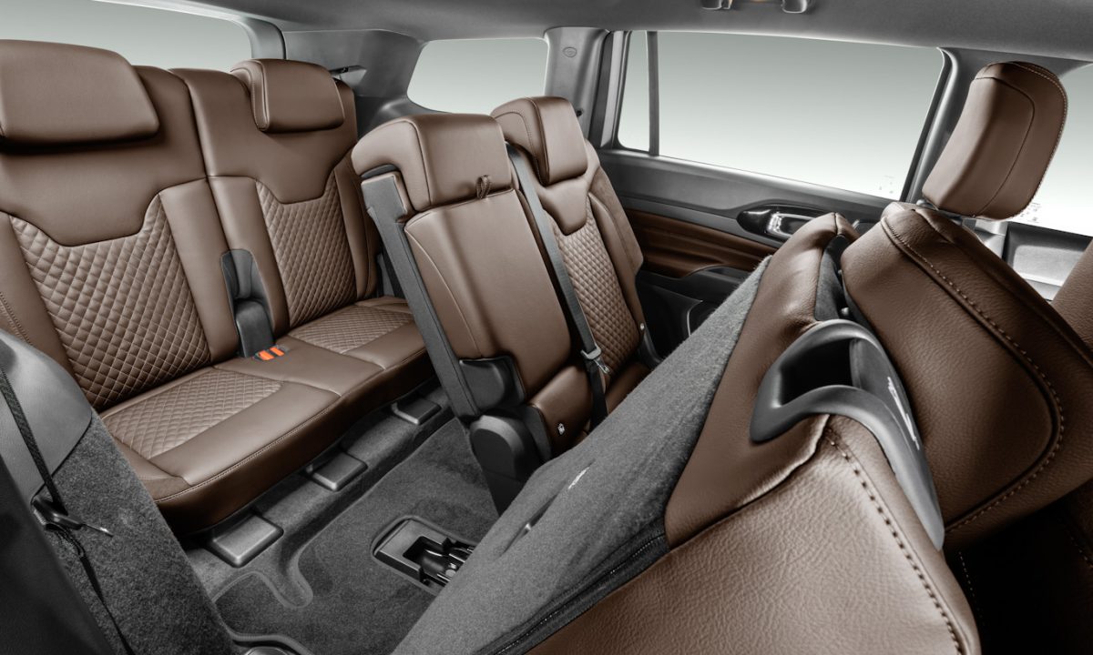 Interior do Jeep Commander Overland pode levar até sete ocupantes