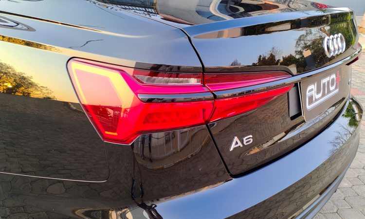 Audi A6 Performance Black [Auto+ / João Brigato]