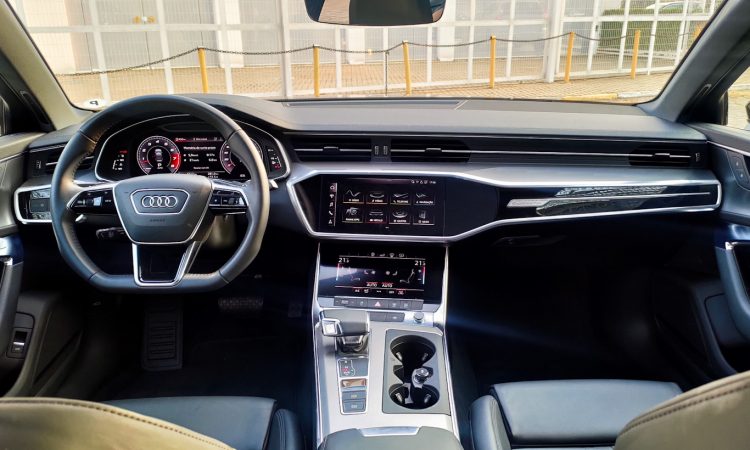 Audi A6 Performance Black [Auto+ / João Brigato]