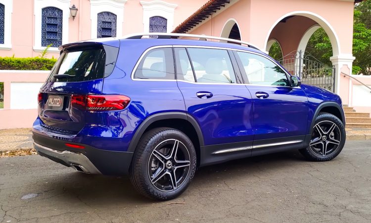 Mercedes-Benz GLB 200 Progressive [Auto+ / João Brigato]