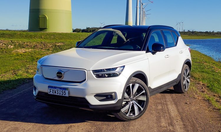 Volvo XC40 Recharge Pure Electric [Auto+ / João Brigato]