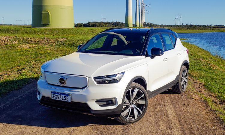 Volvo XC40 Recharge Pure Electric [Auto+ / João Brigato]
