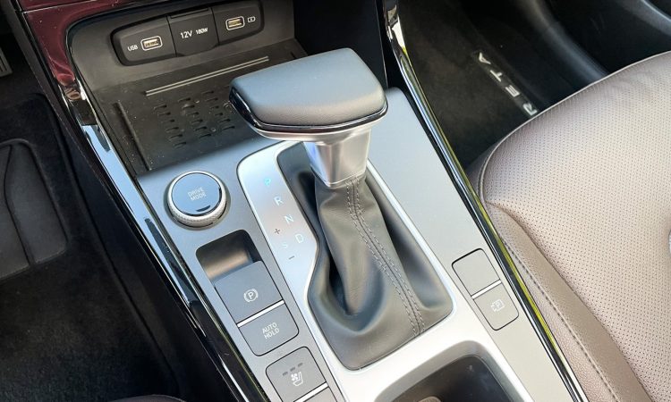 Hyundai Creta Platinum Turbo [Auto+ / João Brigato]