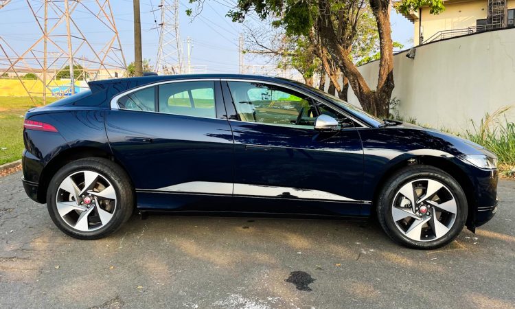 Jaguar I-Pace [Auto+ / João Brigato]