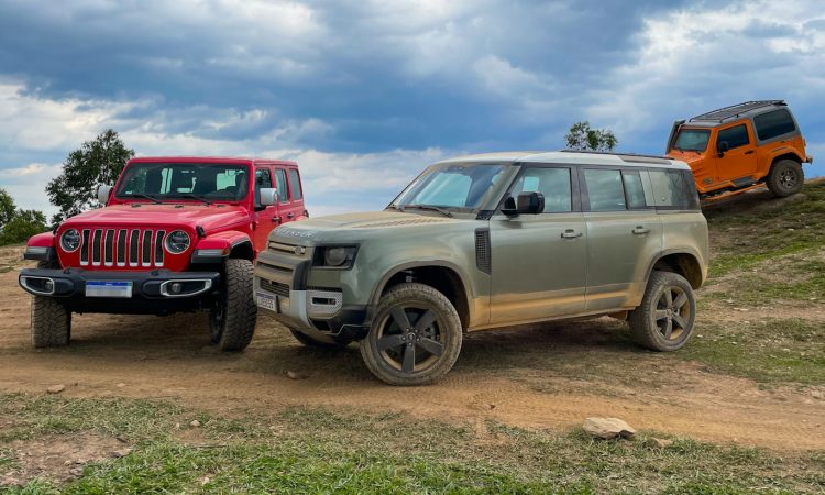 Jeep Wrangler vs Land Rover Defender [Auto+ / João Brigato]
