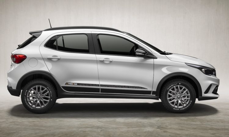 Fiat Argo Trekking 1.3 [divulgação]